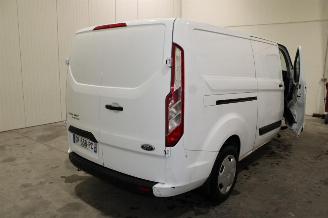 Ford Transit  picture 3
