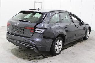 Audi A4  picture 4