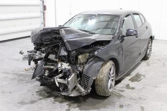 demontáž osobní automobily BMW 1-serie 118 2020/2