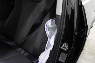Audi Q3  picture 23