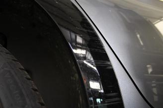 Peugeot 208  picture 19