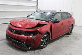 krockskadad bil auto Opel Astra  2024/1