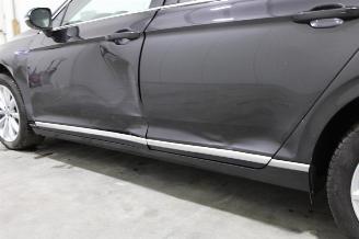 Volkswagen Passat  picture 8