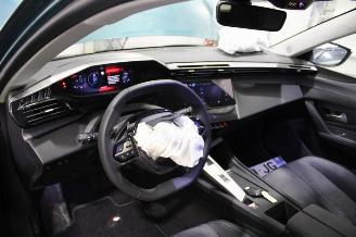 Peugeot 308  picture 9