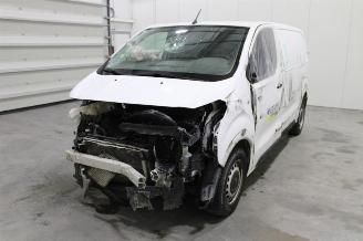 Autoverwertung Peugeot Expert  2021/9