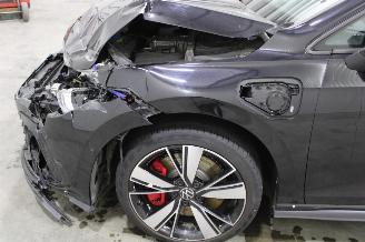 Volkswagen Golf  picture 5