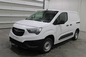 Salvage car Opel Combo  