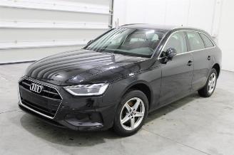 Vrakbiler auto Audi A4  2022/3