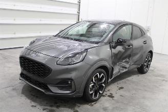krockskadad bil auto Ford Puma  2024/4