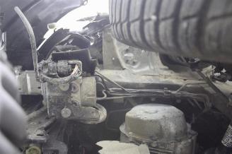 Peugeot 2008  picture 16