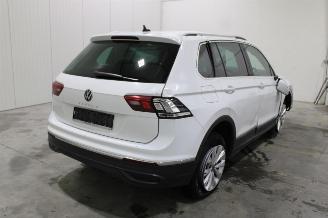 Volkswagen Tiguan  picture 3