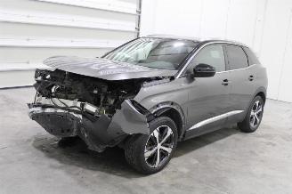 Vaurioauto  passenger cars Peugeot 3008  2018/6