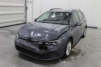 damaged passenger cars Volkswagen Golf  2023/1