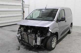 Vaurioauto  passenger cars Peugeot Partner  2018/11