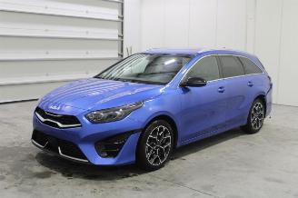 Unfallwagen Kia Cee d cee'd 2022/6