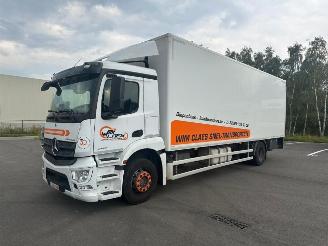 voitures camions /poids lourds Mercedes Antos  2019/5