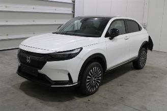 Voiture accidenté Honda e:Ny1  2023/10
