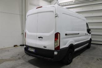 Ford Transit  picture 3