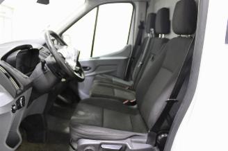 Ford Transit  picture 10