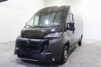 krockskadad bil auto Peugeot Boxer  2025/4