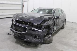 Uttjänta bilar auto Volvo V-60 V60 2020/11