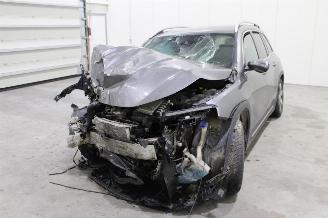 Coche accidentado Mercedes GLB 200 2021/6