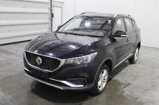 Uttjänta bilar auto MG ZS  2021/10