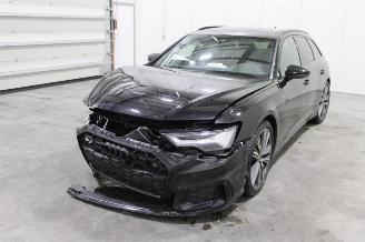 damaged passenger cars Audi A6  2025/4