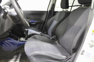 Suzuki Ignis  picture 10