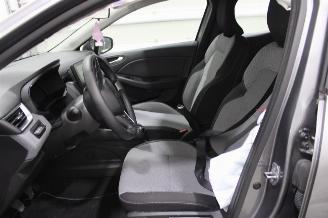 Renault Clio  picture 10