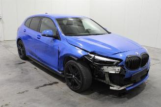 BMW 1-serie 118 picture 2