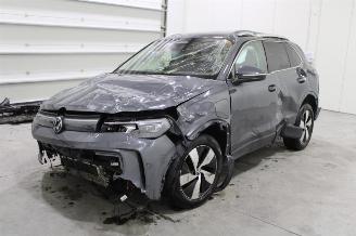 krockskadad bil auto Volkswagen Tiguan 2024/12