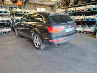 Audi Q7  picture 4