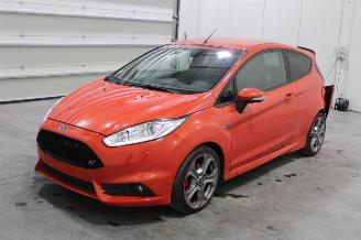 Vaurioauto  passenger cars Ford Fiesta  2019/9