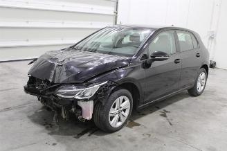 damaged passenger cars Volkswagen Golf  2020/11