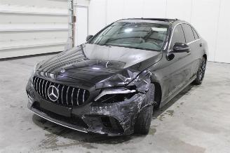 krockskadad bil auto Mercedes C-klasse C 300 2019/11