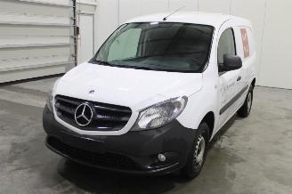 Schadeauto Mercedes Citan  2020/7