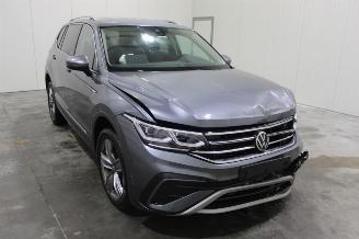 Volkswagen Tiguan Allspace picture 2