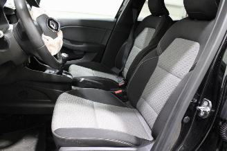 Renault Clio  picture 11