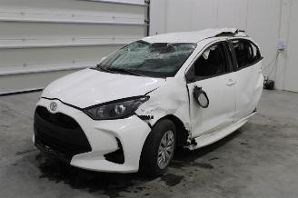 Salvage car Toyota Yaris  2025/3