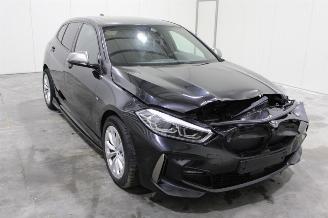 BMW 1-serie 118 picture 2