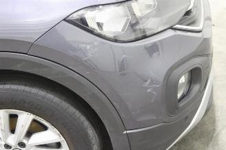 Volkswagen T-Cross  picture 7