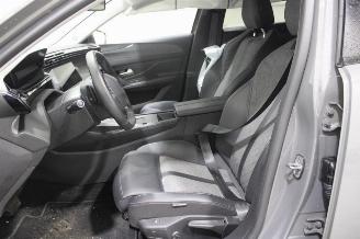 Peugeot 408  picture 11