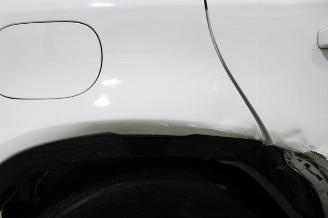 Land Rover Defender  picture 5