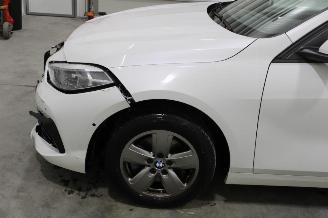 BMW 1-serie 116 picture 5