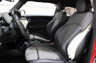 Mini Cooper SE picture 9