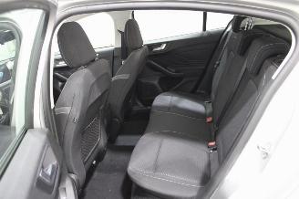 Ford Focus  picture 11