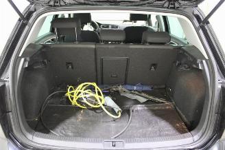 Volkswagen Golf  picture 20