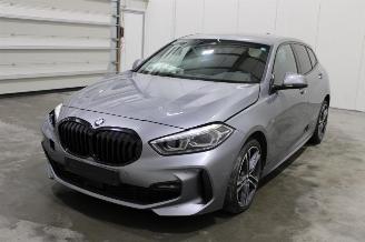 damaged passenger cars BMW 1-serie 116 2024/3