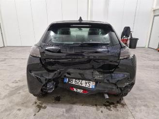 Peugeot 208  picture 5